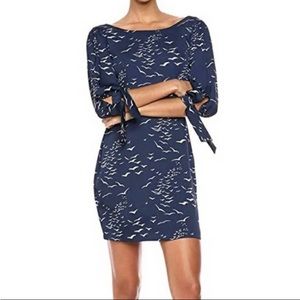BCBGeneration bird printed balloon sleeve dress
